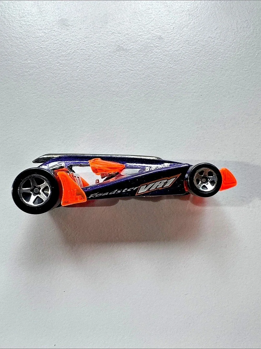 Hot Wheels Vulture Roadster Purple & Orange Die-Cast Car